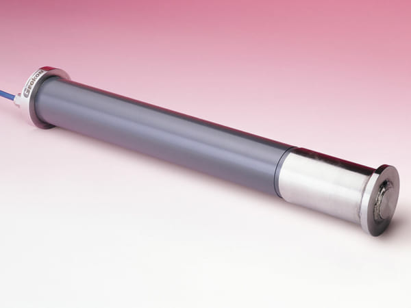 Thiết bị đo khớp nối đặt trong bê tông (dây rung) Model 4400