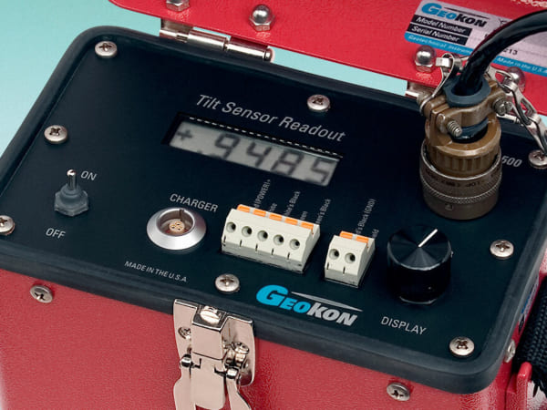 Thiết bị đọc/ MEMS Readout | Model RB-500 – Geokon.USA